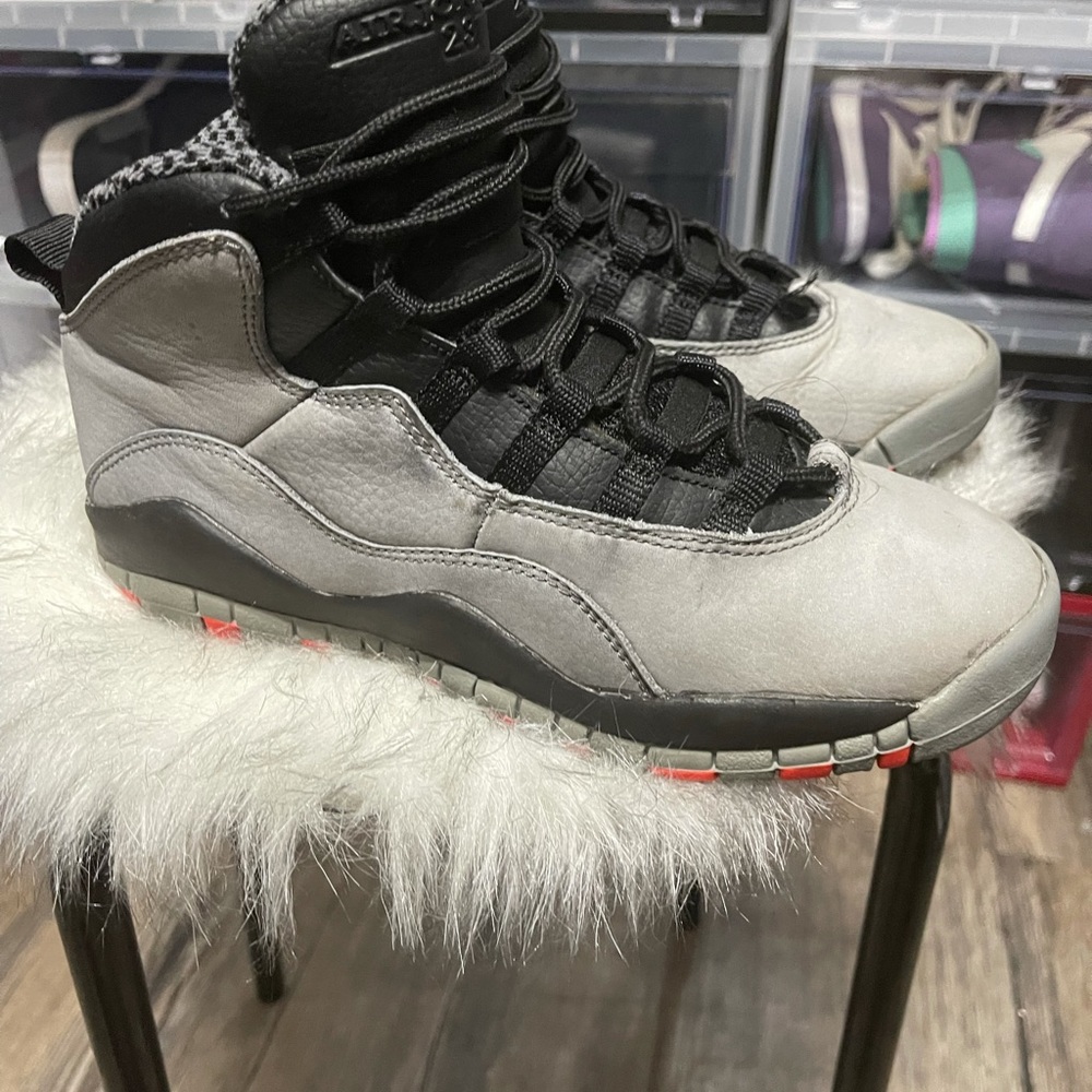 Jordan 10 - Picture 6 of 8